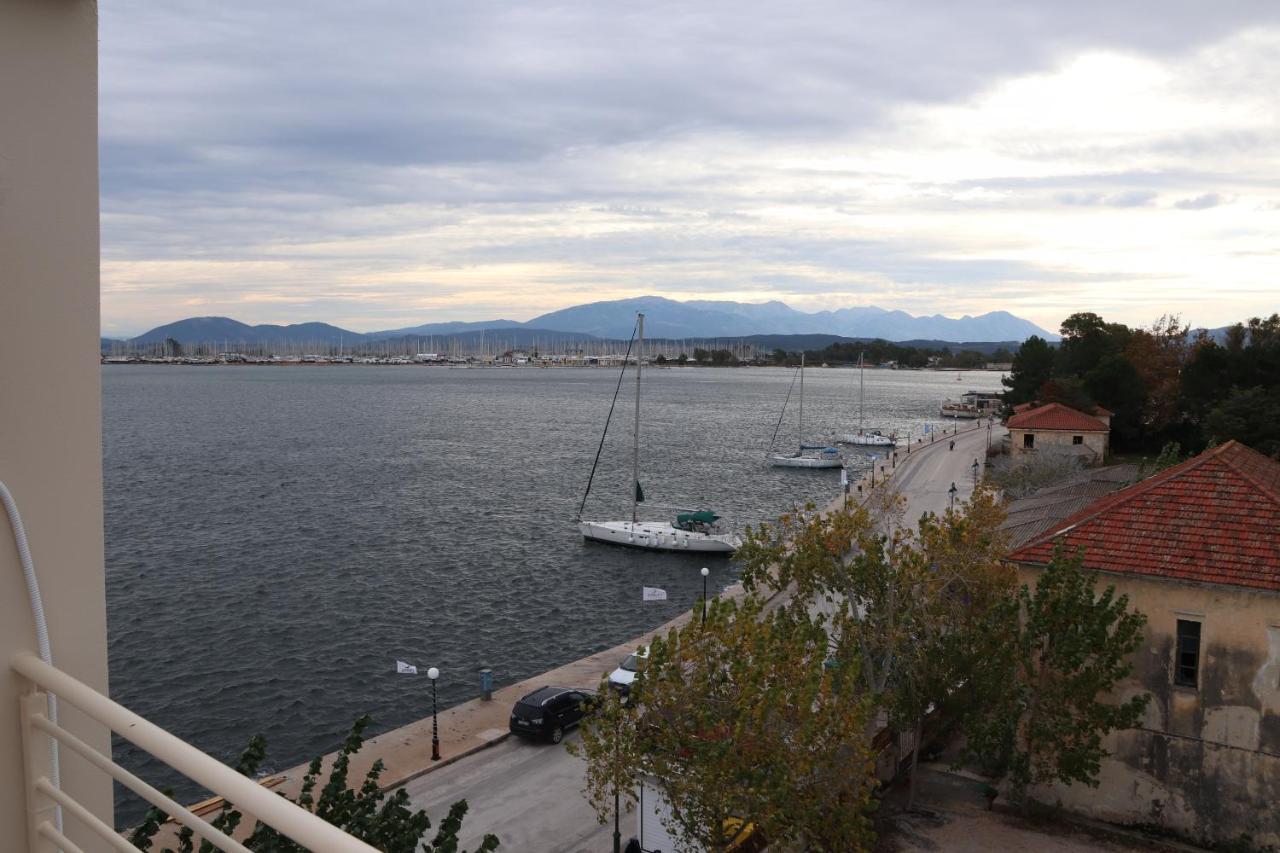 Ab Preveza Apartments -15 Meters Over The Sea エクステリア 写真