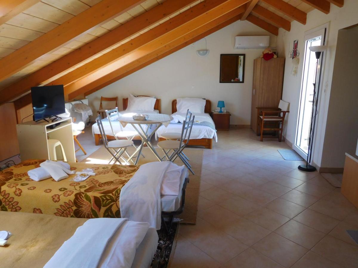 Ab Preveza Apartments -15 Meters Over The Sea エクステリア 写真